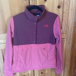 The North Face quilted quarter button